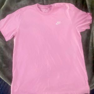 Pink nike tee